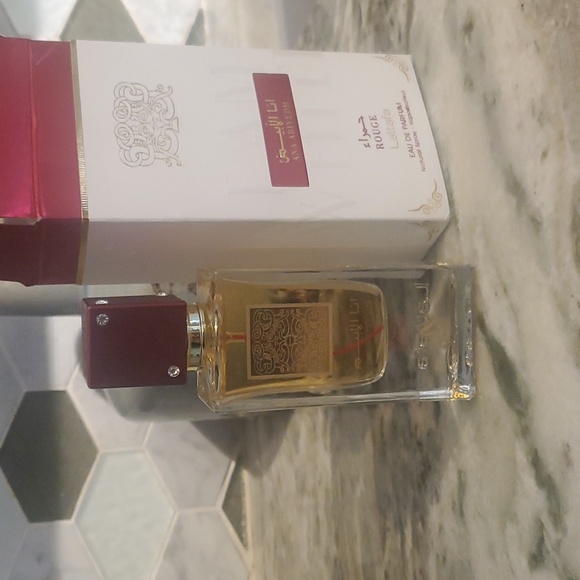 Lattafa - Picture 4 of 5